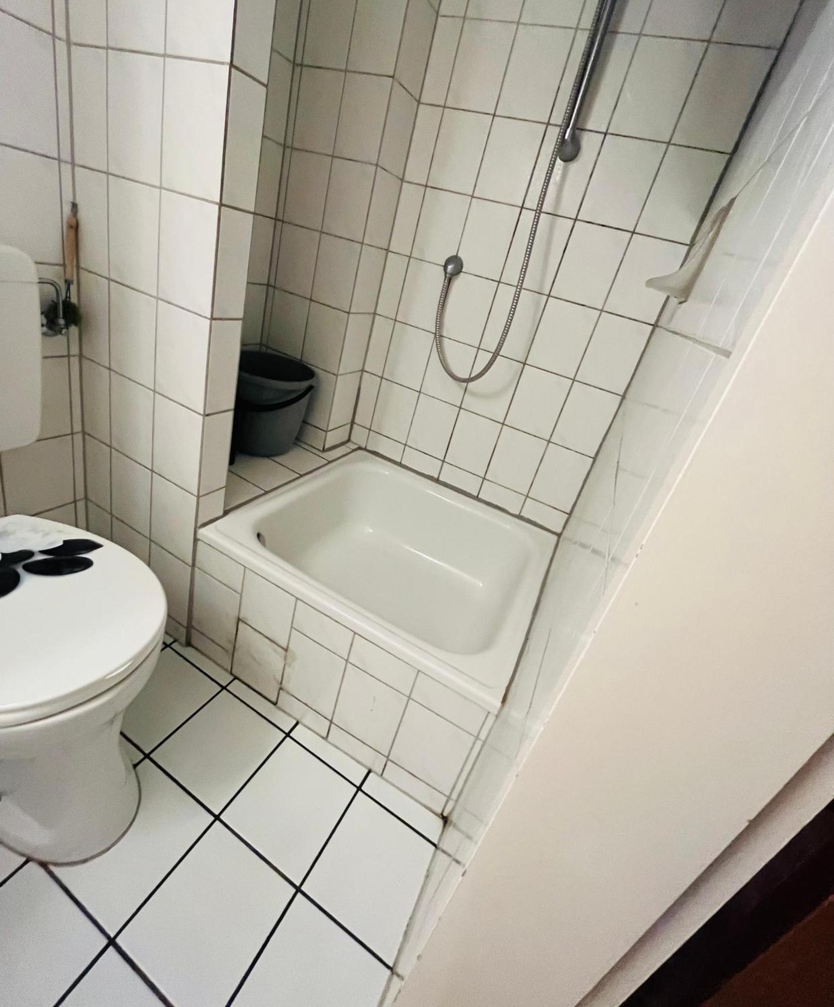 Cool Apartment In City Дортмунд Екстериор снимка